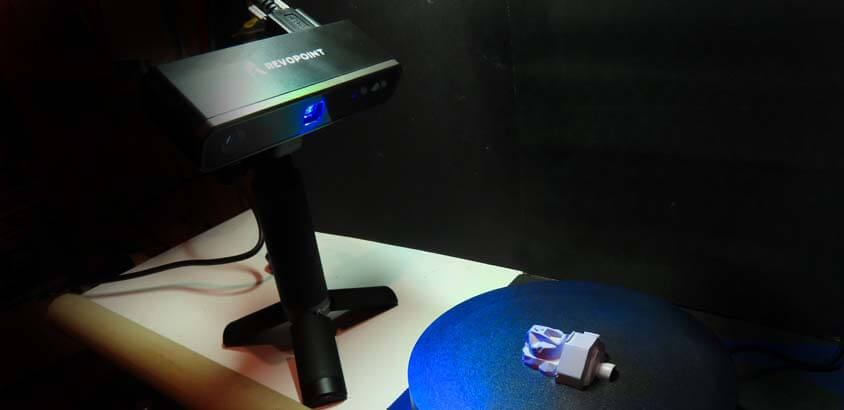 Foto de la prueba escáner 3D Revopoint Mini